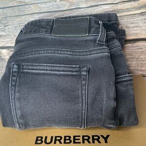 BURBERRY Brit Westbourne Skinny Leg Jean Women's Size 28S Black